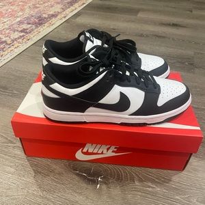 Nike dunk low. White/black (panda). Size women’s 9.5